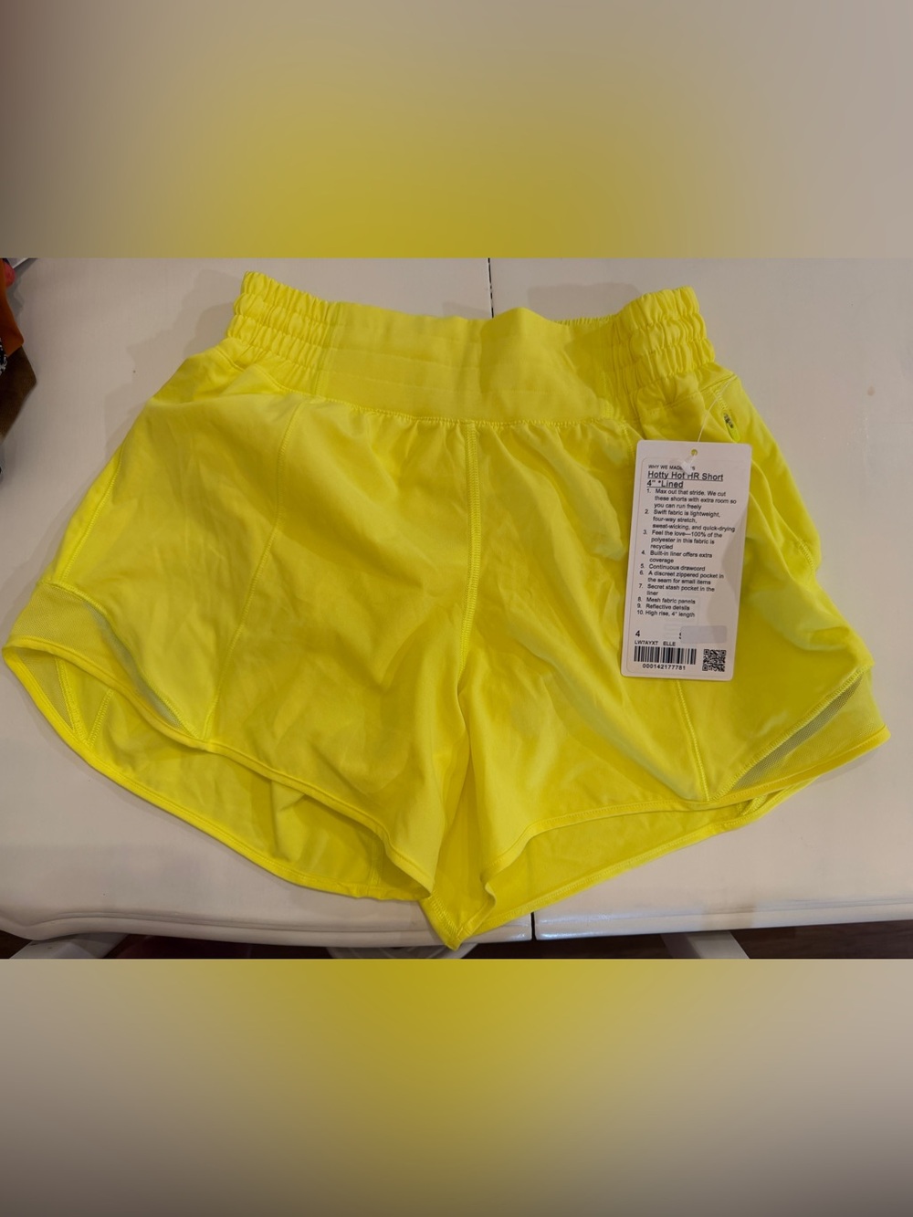 Women’s Hotty Hot HR 4" Lined Running Shorts — Yellow
